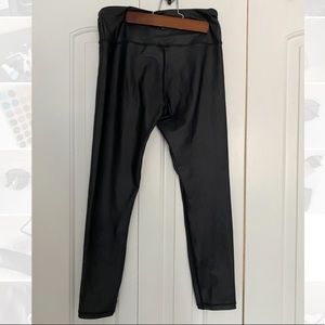 BRAND NEW ZIYA Metallic Black Leggings Size M